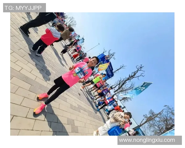 武汉飞盘队逆袭之路揭秘极限运动联赛的奋斗与荣耀